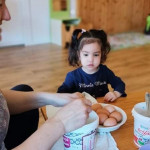 Városi Humánsegítő és Szociális Szolgálat | Húsvétolás a Bölcsődében Városi Humánsegítő és Szociális Szolgálat | Húsvétolás a Bölcsődében