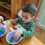 Városi Humánsegítő és Szociális Szolgálat | Madarak és fák napja a Bölcsődében Városi Humánsegítő és Szociális Szolgálat | Madarak és fák napja a Bölcsődében