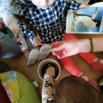 Városi Humánsegítő és Szociális Szolgálat | Madarak és fák napja a Bölcsődében Városi Humánsegítő és Szociális Szolgálat | Madarak és fák napja a Bölcsődében