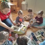 Városi Humánsegítő és Szociális Szolgálat | Madarak és fák napja a Bölcsődében Városi Humánsegítő és Szociális Szolgálat | Madarak és fák napja a Bölcsődében