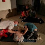Városi Humánsegítő és Szociális Szolgálat | Drogprevenciós program Újraélesztést tanítanak fiataloknak mentősök.