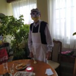 Városi Humánsegítő és Szociális Szolgálat | Galéria Jelmezbe öltözött ember.
