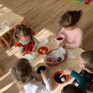 Városi Humánsegítő és Szociális Szolgálat | Húsvéti hangulat a bölcsődénkben 1000017671