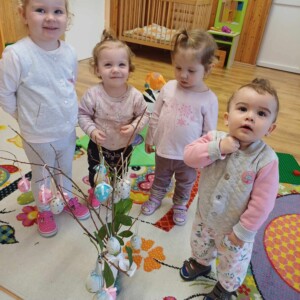 Városi Humánsegítő és Szociális Szolgálat | Húsvéti hangulat a bölcsődénkben 1000017686